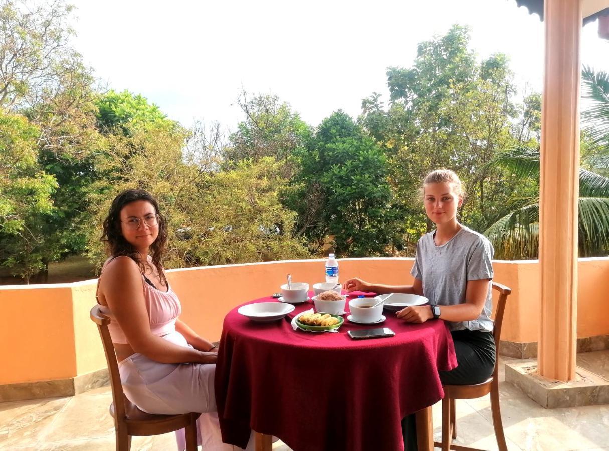Ashoka Villa Джафна Екстериор снимка